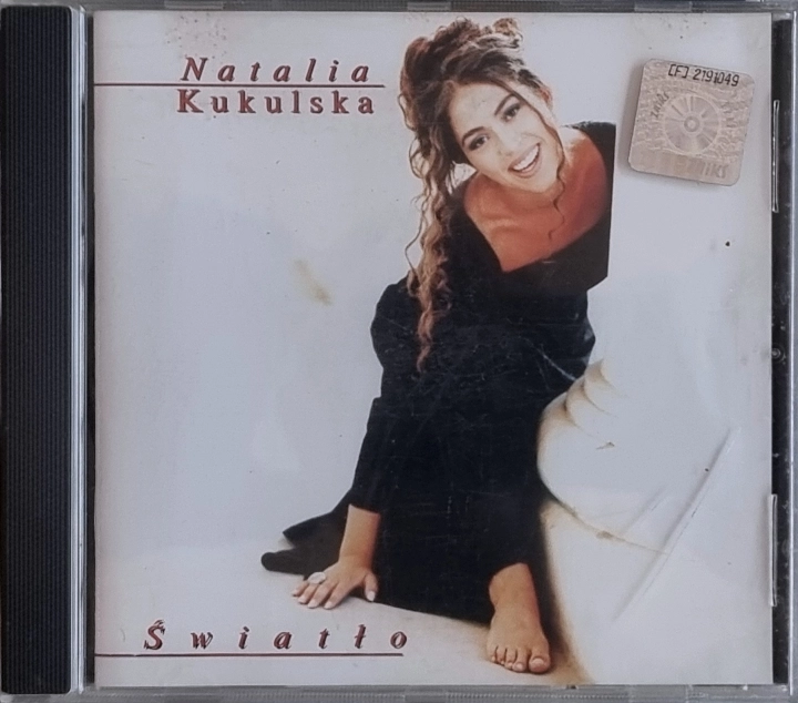 Natalia Kukulska – Światło Izabelin Studio – 534 252 2-4