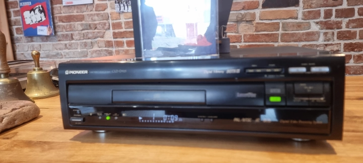 Laserdisc Player Pioneer CLD-D925 - Both Side Play