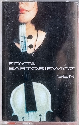 Edyta Bartosiewicz – Sen Izabelin Studio – 022