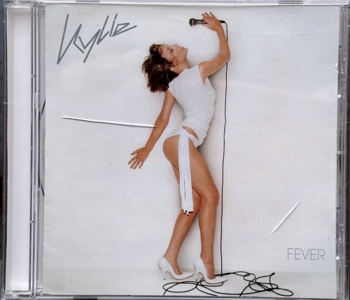Kylie – Fever Parlophone – 7243 535804 2 1