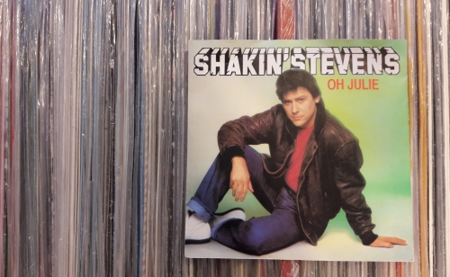 plyty_gramofonowe_Shakin_Stevens_Oh_Julie_Epic_EPCA_1742_Vinyl_7_inch_45_RPM_Single_Blue_Injection_Labels_Solid_Center